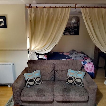Studio In The Heart Of Kirkwall Or00239F Orkney Luaran gambar